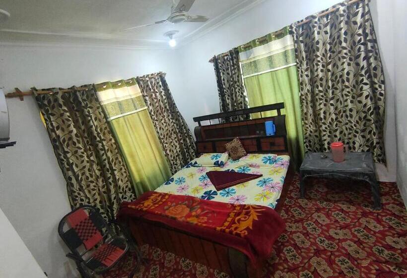 デラックスルーム, Irshad Home Stay