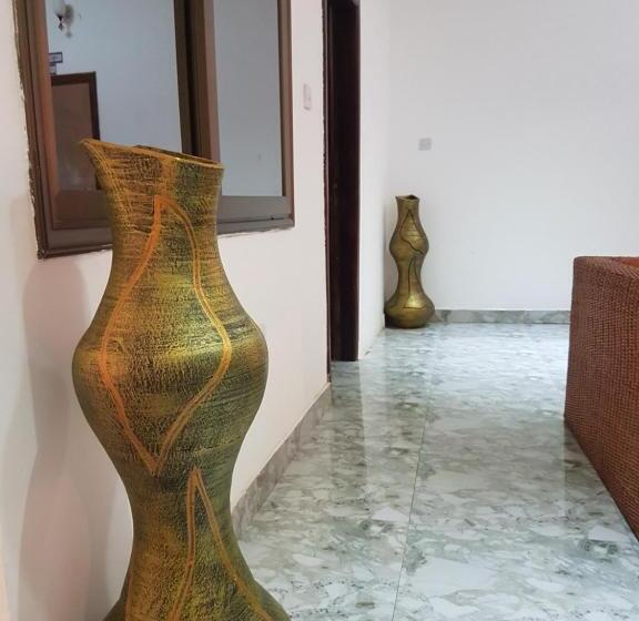 豪华房间, Nana's Holiday Let