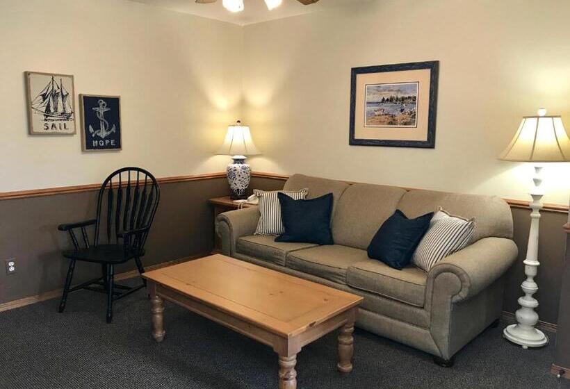 جناح سرير كينج, Bay Breeze Resort