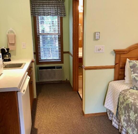 غرفة قياسية مطلّة علي الحديقة, Bay Breeze Resort