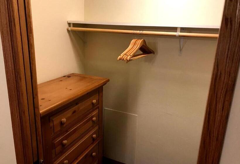 キングサイズベッドのスタンダードルーム, Bay Breeze Resort