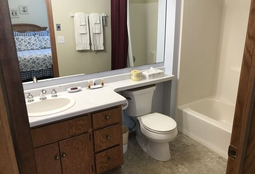 غرفة قياسية سرير كينج, Bay Breeze Resort