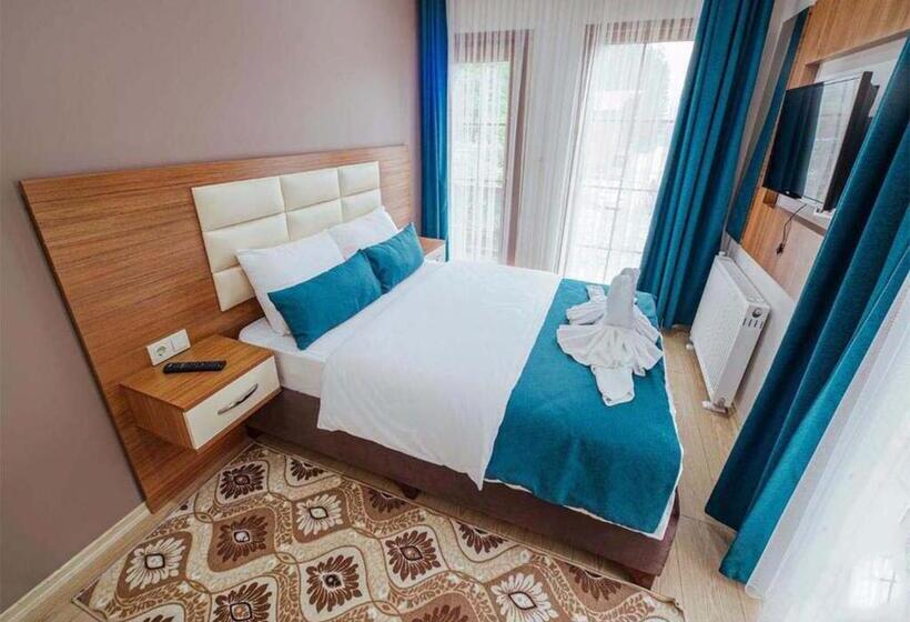 דירת חדר בקומת קרקע, Nehir Suite