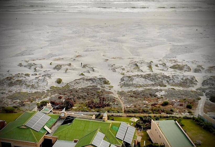 غرفة ديلوكس ثلاثية مطلة على البحر, 14 Penguin Place, Melkbosstrand