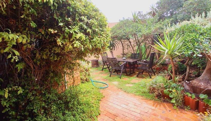 شقة غرفة واحدة مطلة على الحديقة, 14 Penguin Place, Melkbosstrand