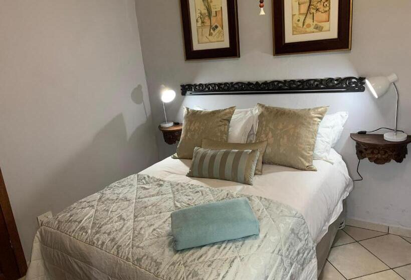 Апартаменты 1 Спальня Вид на Сад, Jelani Guest House