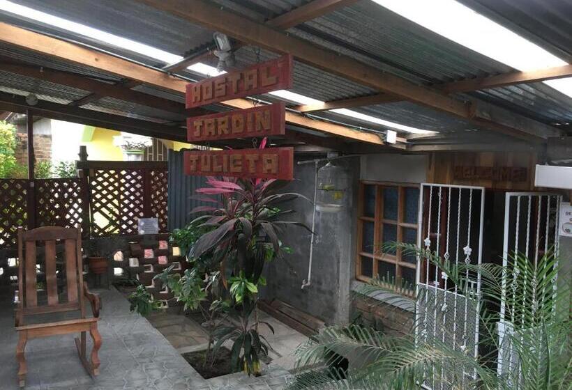 اتاق اکونومی یک تخته, Murph's Surf Shacks