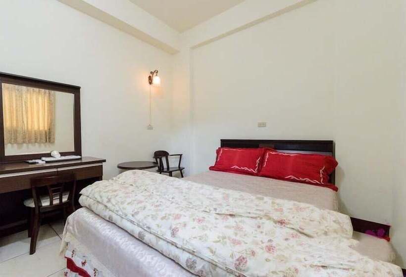 اتاق استاندارد, Plum Inn 1