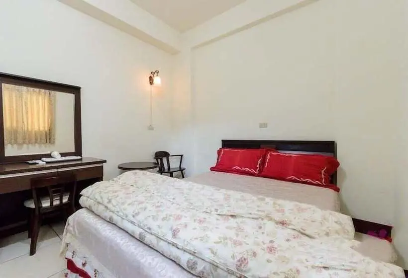 اتاق استاندارد, Plum Inn 1