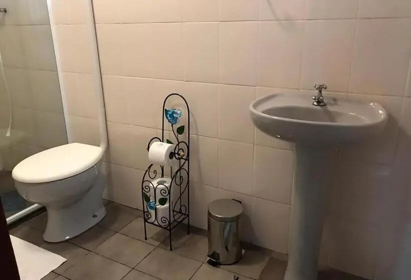 スタンダード4人部屋, Pousadinha Da Praça