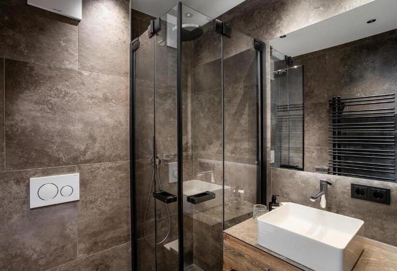 اتاق استاندارد یک نفره, Gappmaier