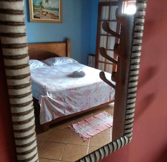 Люкс Вид на Море, Pousada Tony Montana