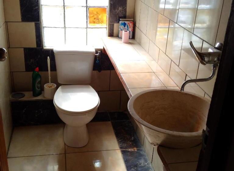 اتاق لوکس با بالکن و چشمانداز دریا, Villa Pistaches