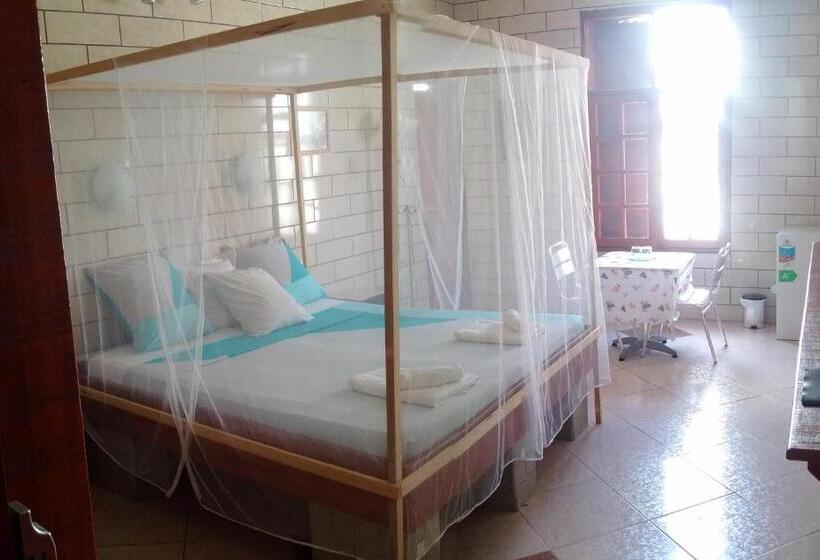 اتاق لوکس, Villa Pistaches