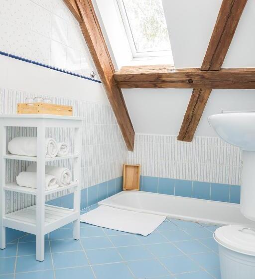 Juniorsvit, Penzion Dvorce