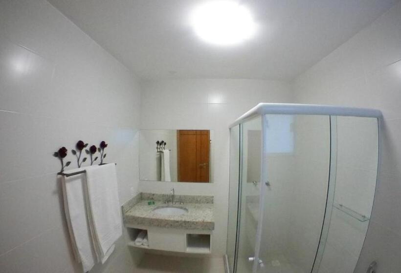 キングサイズベッドのスイートルーム, Pousada In Garden