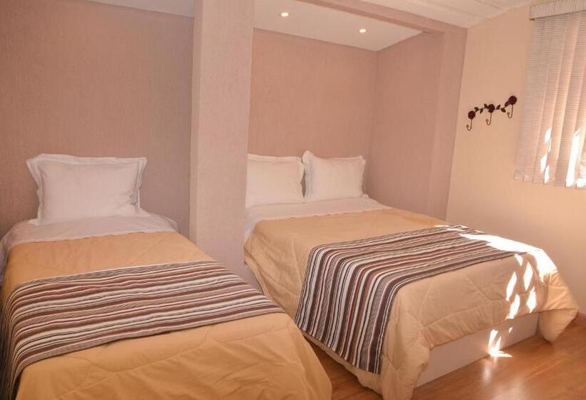 スタンダードトリプルルーム, Pousada In Garden