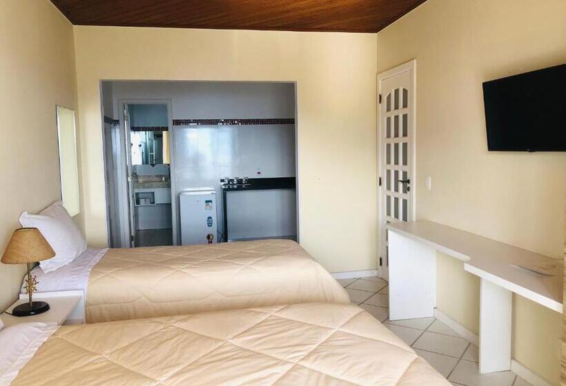 コンフォートトリプルルーム, Pousada In Garden