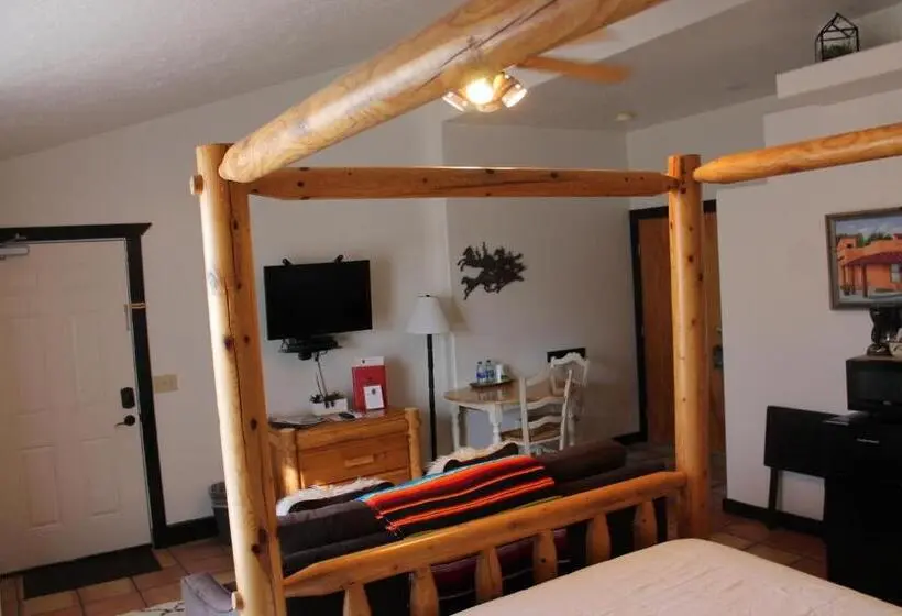 身障者適用スタンダードルーム, Adobe Rose Boutique Inn