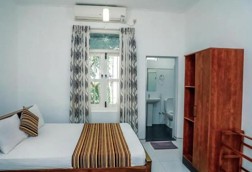 デラックスの４人部屋, Bon Voyaage Tourist Inn