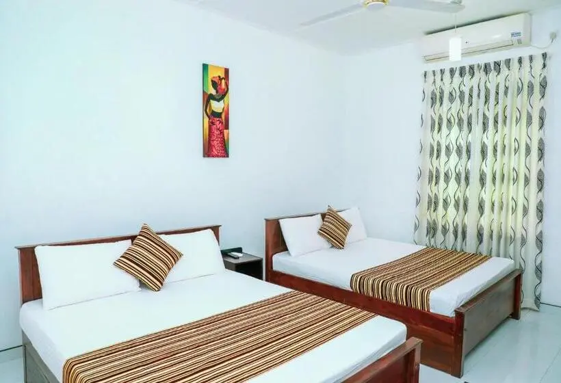 デラックスの４人部屋, Bon Voyaage Tourist Inn