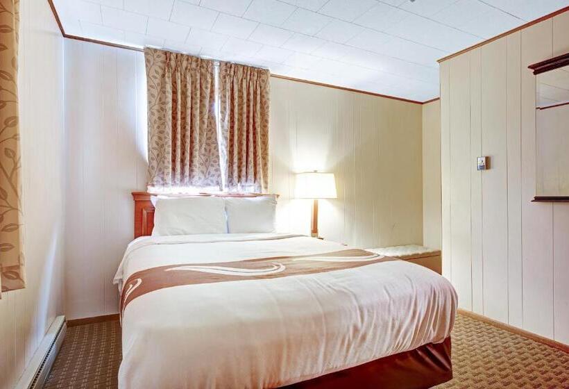 Номер Стандарт, Four Seasons Lodge