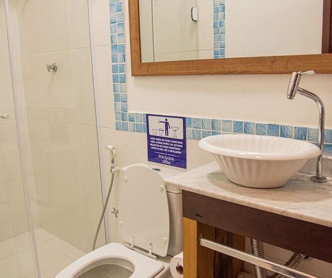 اتاق لوکس سه تخته, Pousada Dom Petropolis