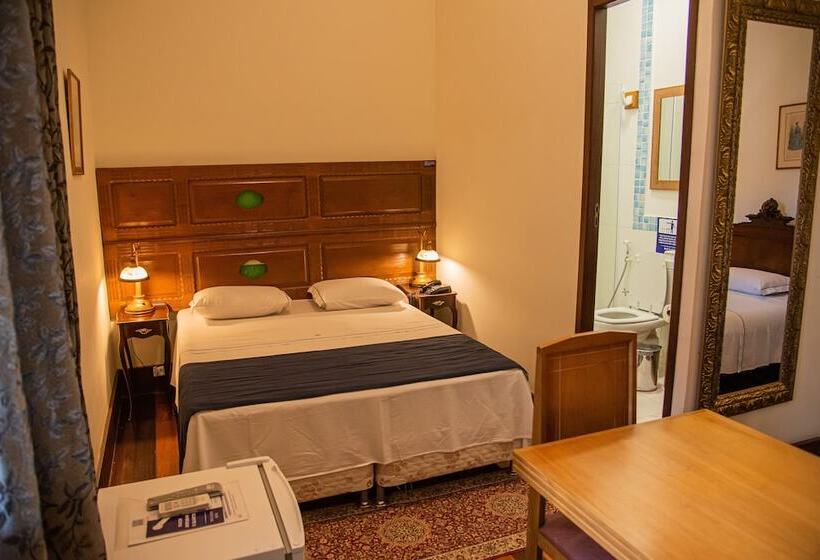 اتاق لوکس سه تخته, Pousada Dom Petropolis