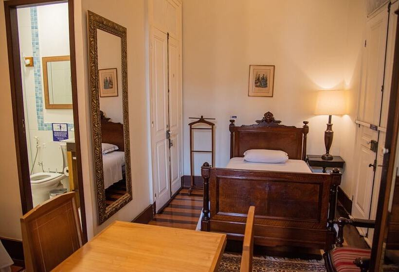 اتاق لوکس سه تخته, Pousada Dom Petropolis