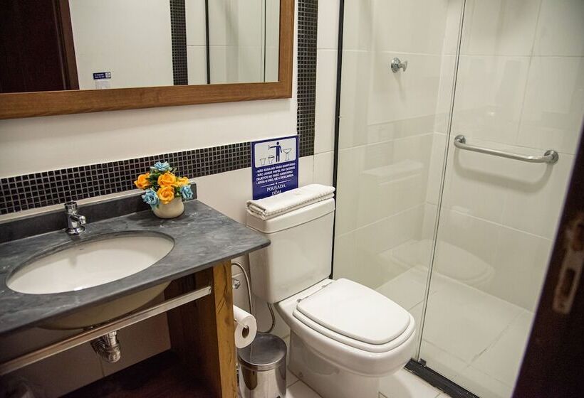 اتاق لوکس چهار تخته, Pousada Dom Petropolis