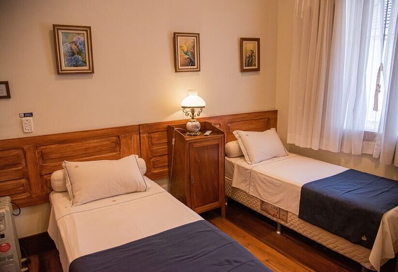 اتاق لوکس چهار تخته, Pousada Dom Petropolis