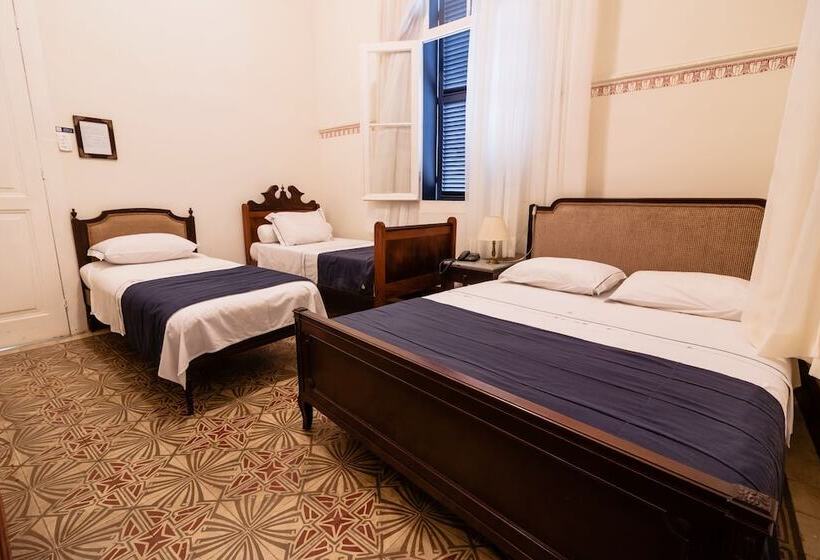 اتاق لوکس چهار تخته, Pousada Dom Petropolis