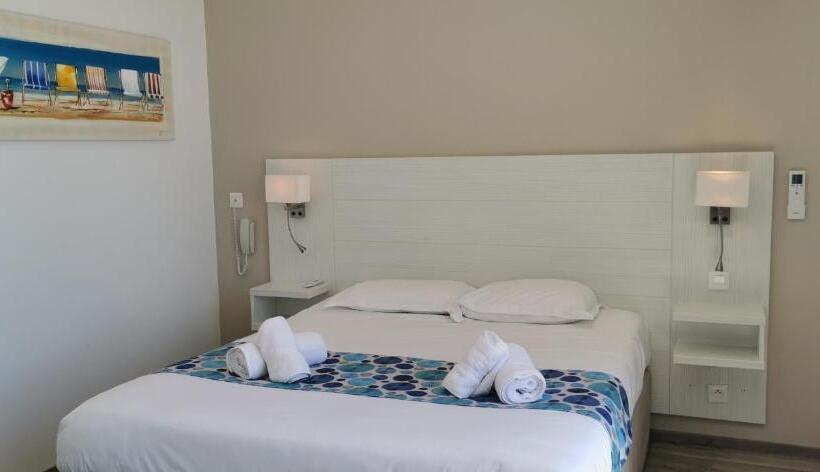Семейный Номер Вид на Море, Hôtel Beau Site