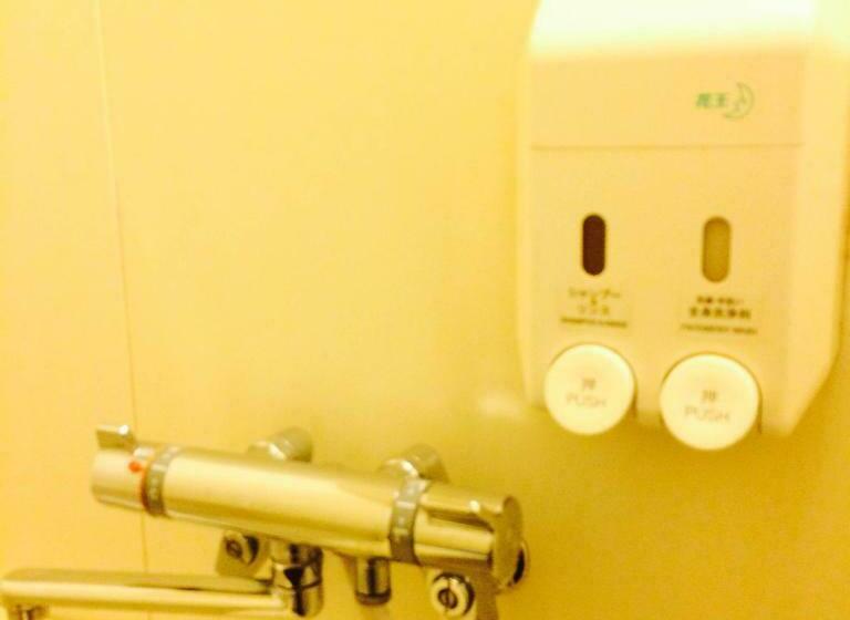 Quarto Triplo Estandar, Shinmaebashi Station