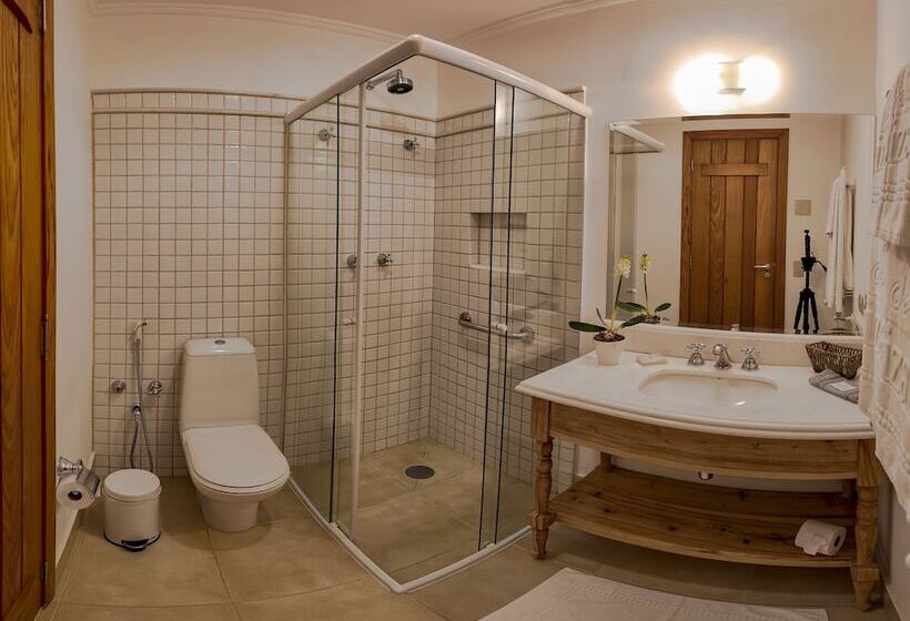 חדר דלוקס, Solar D Izabel