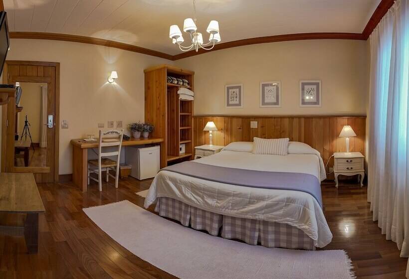 חדר דלוקס, Solar D Izabel