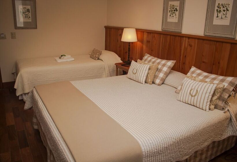 Номер Deluxe, Solar D Izabel