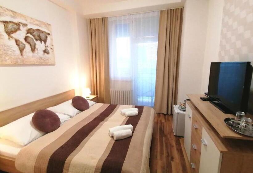 Номер Стандарт с Балконом, Agro Complex Apartments
