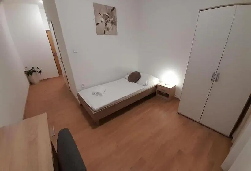 اتاق استاندارد یک نفره, Agro Complex Apartments