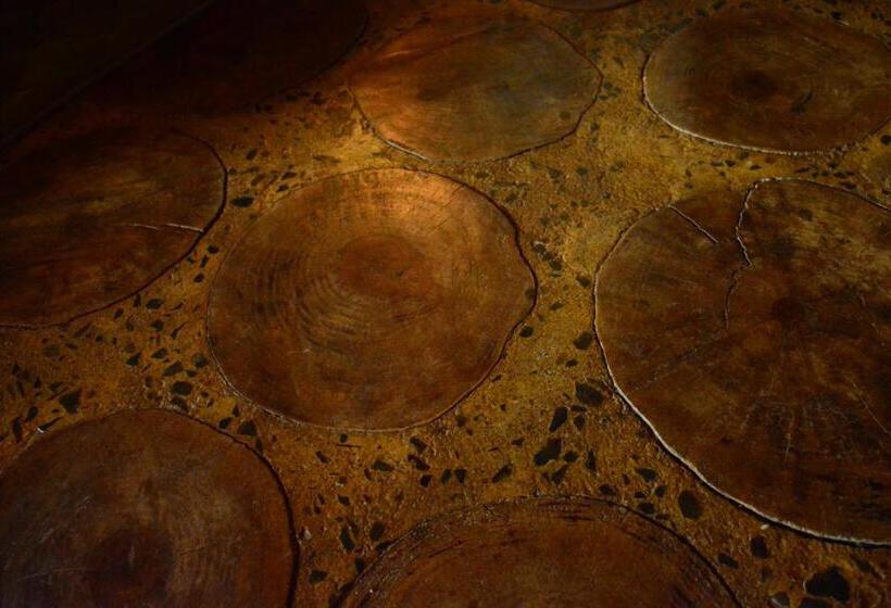 Quarto Quadruple Standart Vista Jardim, Little Folly