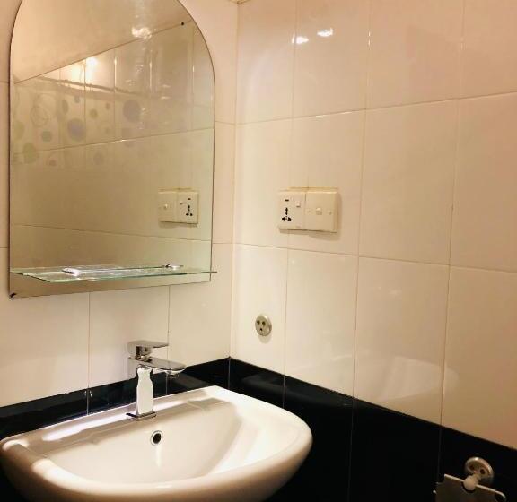 Quarto Quadruple Standart Vista Jardim, Little Folly