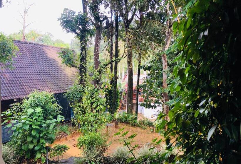 Quarto Triplo Standard Vista Jardim, Little Folly