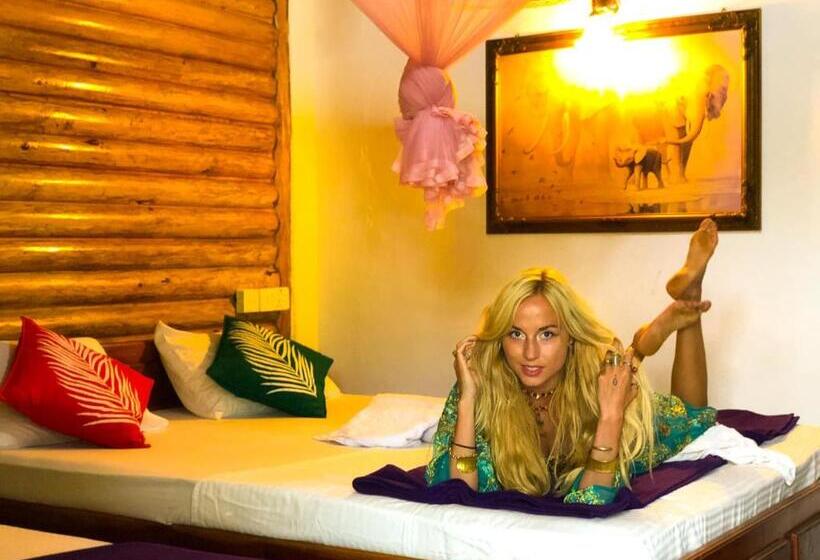 Quarto Triplo Standard Vista Jardim, Little Folly