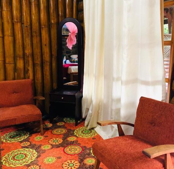 Quarto standard, Little Folly