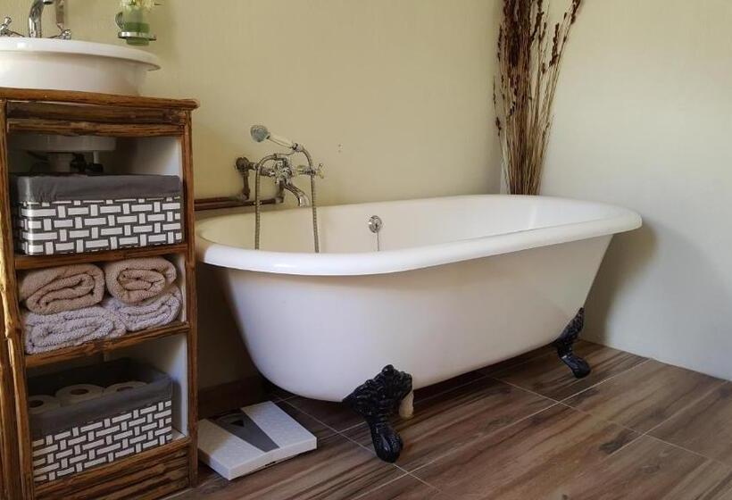 סוויטה, Tuckaway