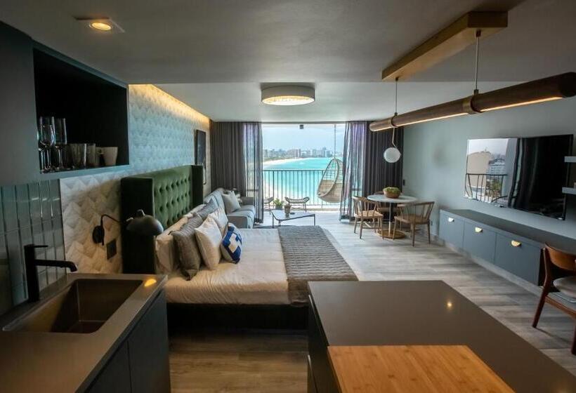 استودیوی استاندارد با چشمانداز دریا, Ocean View Deluxe Suite: Pvt. Beach & Pool