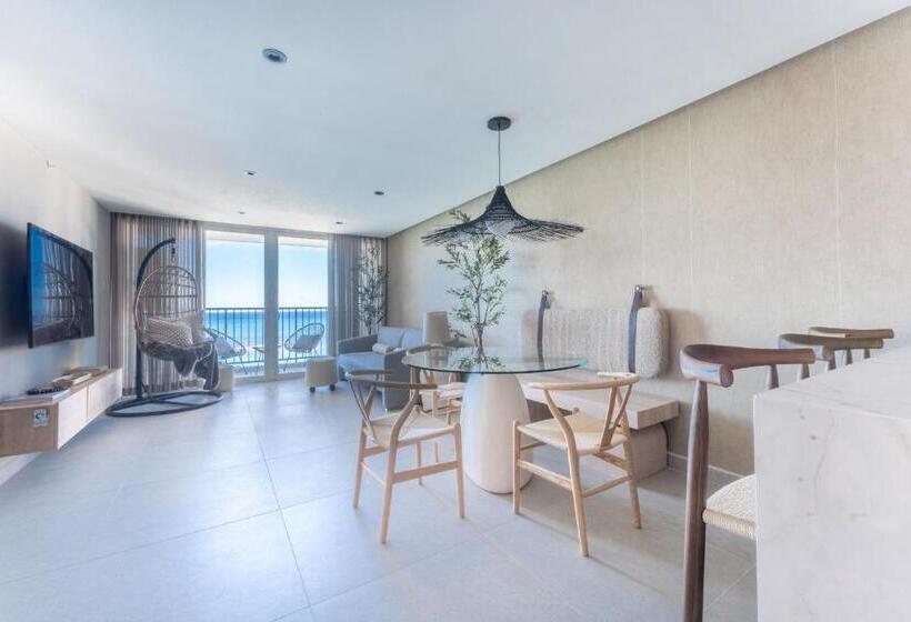 آپارتمان 1 خوابه با چشمانداز دریا, Ocean View Deluxe Suite: Pvt. Beach & Pool