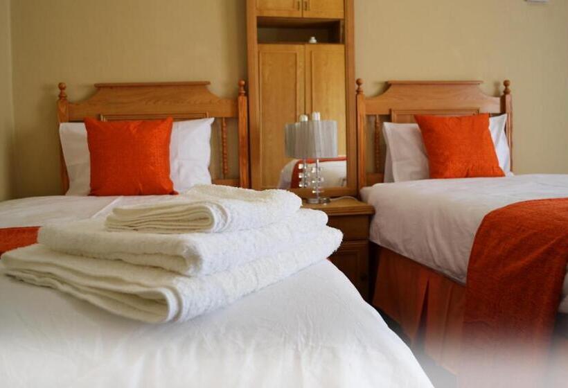 Семейный Номер Вид на Сад, Kayalako On 4th Avenue