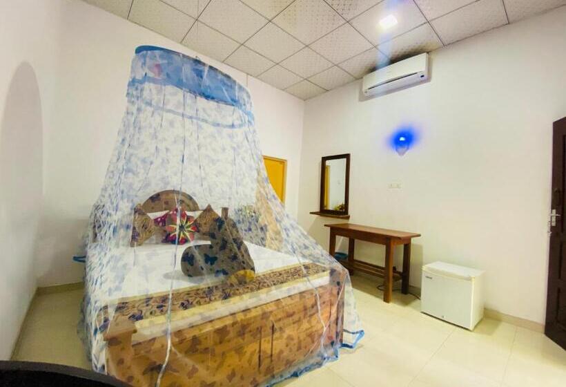 Номер Deluxe, Priyavimana Resort