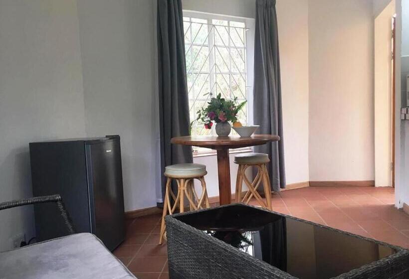 标准房带园景, Sanfern Downs Cottage